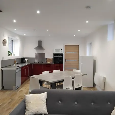 بيت للعطل Le Domaine De L'ebenne Englefontaine