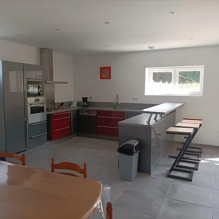 Le Domaine De L'ebenne Englefontaine