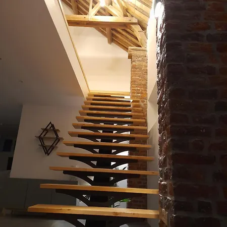 Le Domaine De L'ebenne *