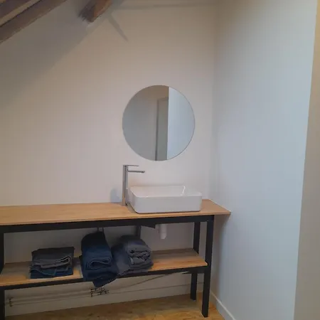 Le Domaine De L'ebenne Dom wakacyjny *