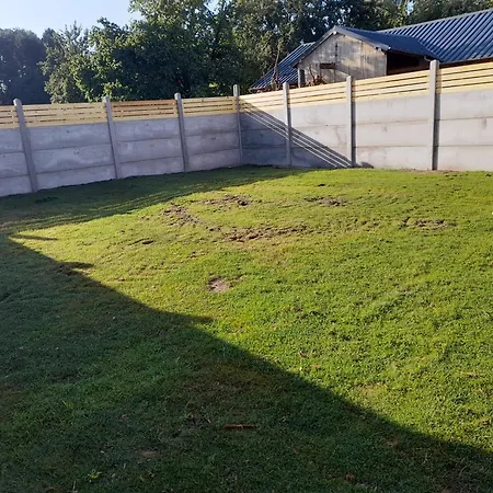 Le Domaine De L'ebenne